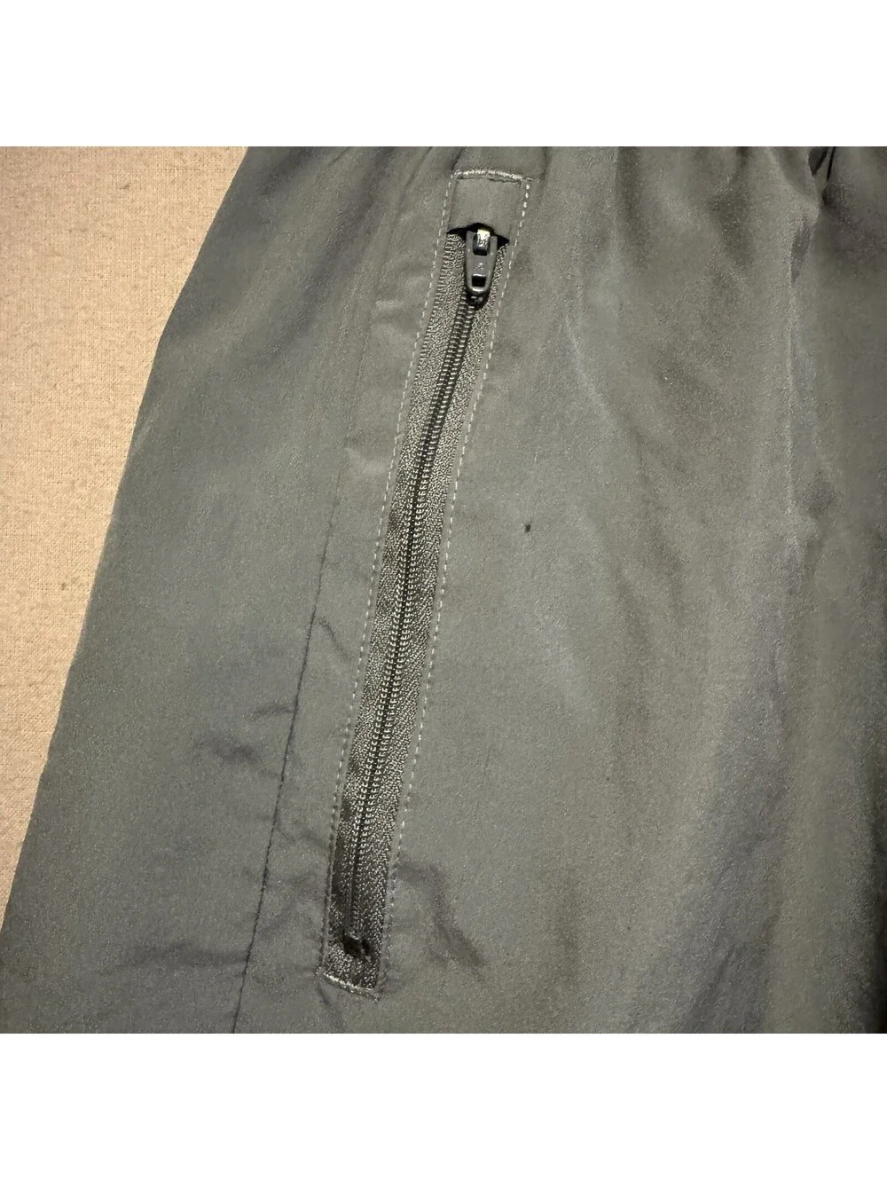 Adidas Mens Aeroready Shorts With Pockets Gray Size Small Athletic